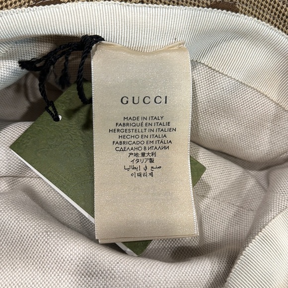New Gucci hat size large. Has some light makeup stain on inside from trying on - Picture 5 of 7